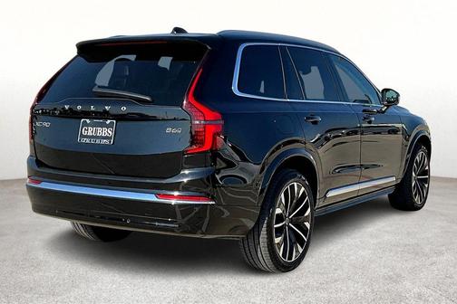 2025 Volvo XC90 B6 Plus 7-Seater