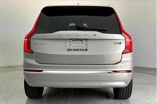 2024 Volvo XC90 B5 Plus Bright Theme