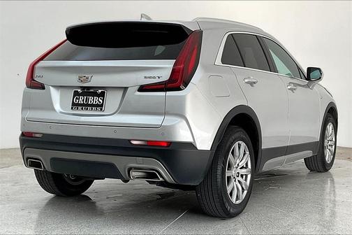 2022 Cadillac XT4 Premium Luxury
