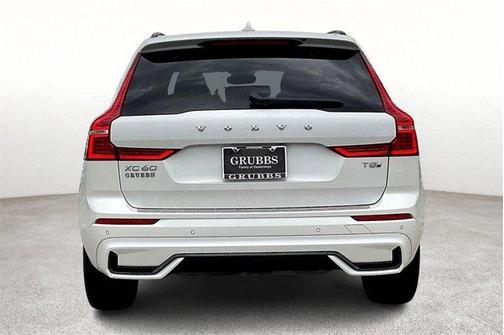 2025 Volvo XC60 Plug-In Hybrid T8 Plus