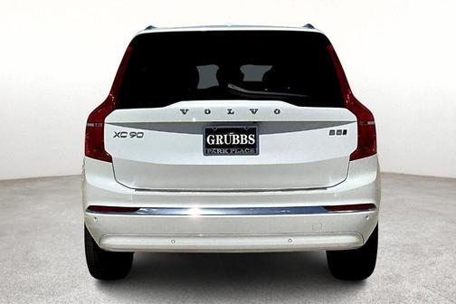 2024 Volvo XC90 B5 Plus Bright Theme