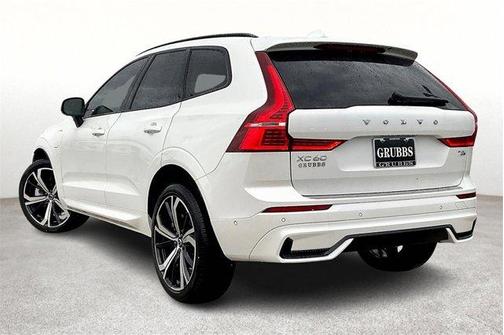 2025 Volvo XC60 Plug-In Hybrid T8 Ultra