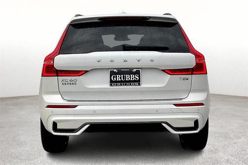 2025 Volvo XC60 Plug-In Hybrid T8 Ultra