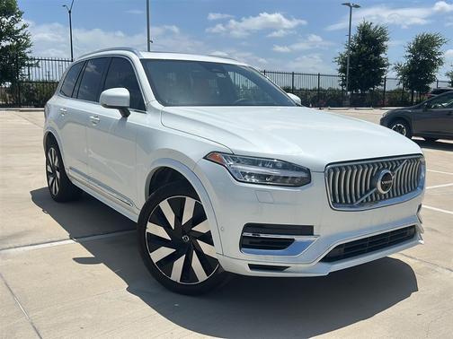 2024 Volvo XC90 Recharge Plug-In Hybrid T8 Ultimate Bright Theme 7-Seater