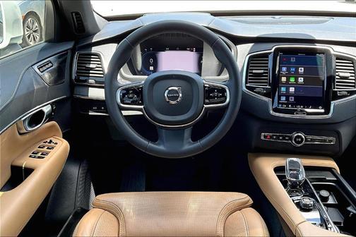 2024 Volvo XC90 Recharge Plug-In Hybrid T8 Ultimate Bright Theme 7-Seater