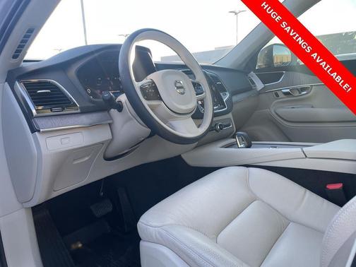2025 Volvo XC90 B6 Plus 7-Seater