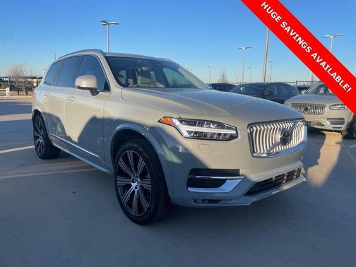 2025 Volvo XC90 B6 Plus 7-Seater