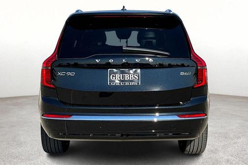2025 Volvo XC90 B6 Plus 7-Seater