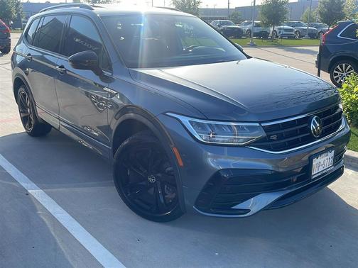 2023 Volkswagen Tiguan 2.0T SE R-Line Black