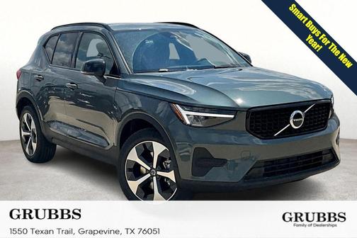 2026 Volvo XC40 B5 Core