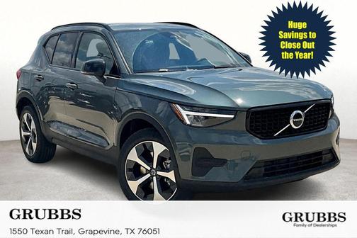 2026 Volvo XC40 B5 Core