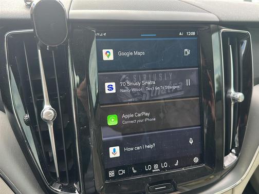 2024 Volvo XC60 B5 Core Dark Theme