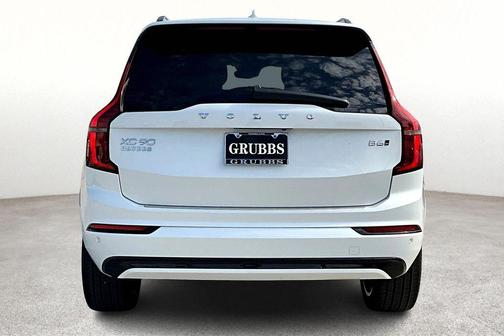 2026 Volvo XC90 B6 Ultra Dark Theme 6-Seater