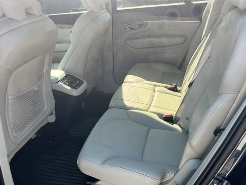 2024 Volvo XC90 B6 Plus Bright Theme 7-Seater