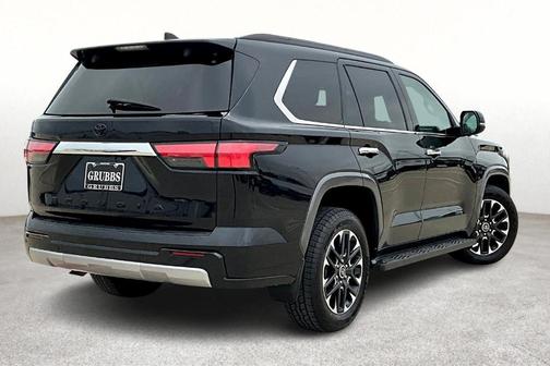 2023 Toyota Sequoia SR5