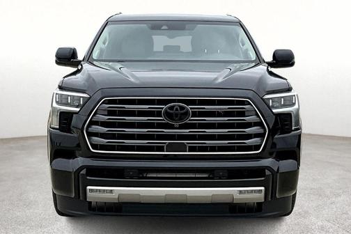 2023 Toyota Sequoia SR5