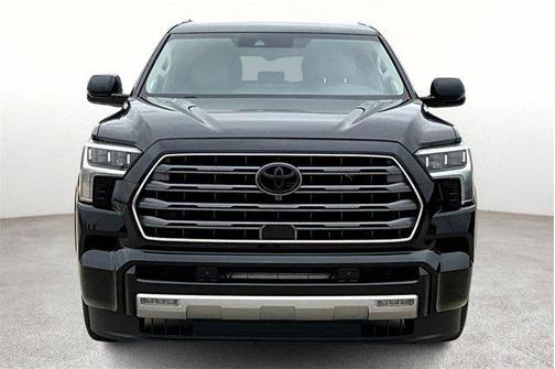 2023 Toyota Sequoia SR5