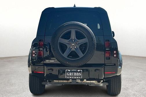 2024 Land Rover Defender P400 X-Dynamic SE