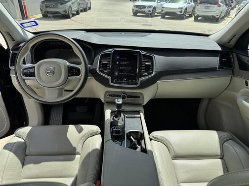 2022 Volvo XC90 T6 Inscription 6 Passenger