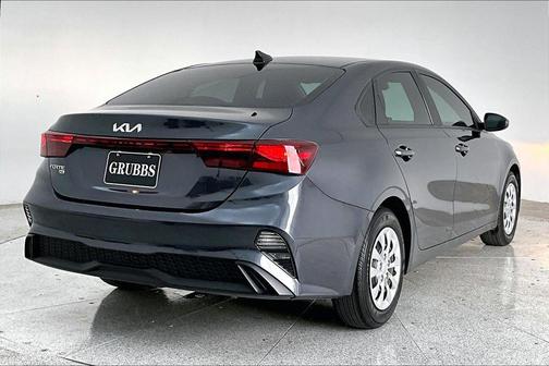 2023 Kia Forte LX