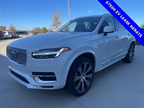 2025 Volvo XC90 Plug-In Hybrid T8 Plus 6-Seater