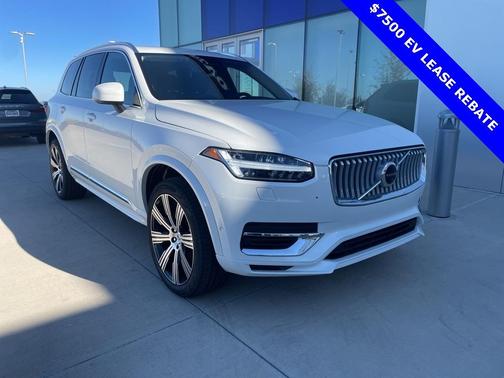 2025 Volvo XC90 Plug-In Hybrid T8 Plus 6-Seater