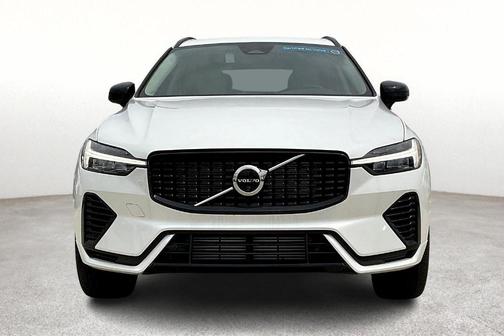 2025 Volvo XC60 Plug-In Hybrid T8 Ultra