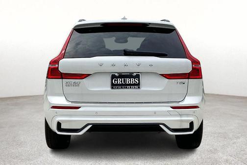 2025 Volvo XC60 Plug-In Hybrid T8 Ultra
