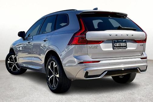 2026 Volvo XC60 B5 Core