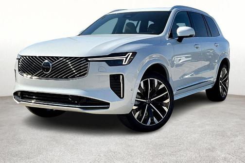 2026 Volvo XC90 B6 Plus 6-Seater