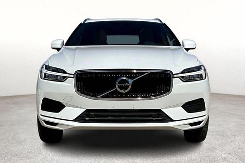 2020 Volvo XC60 T5 Momentum