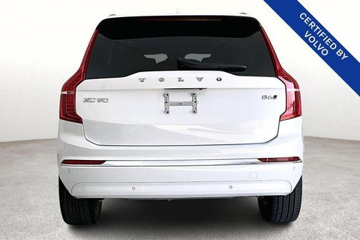 2024 Volvo XC90 B6 Ultimate Bright Theme 6-Seater