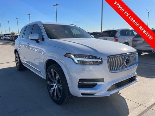 2025 Volvo XC90 Plug-In Hybrid T8 Plus 7-Seater