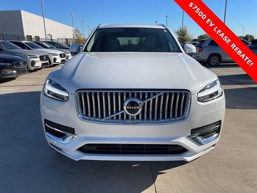 2025 Volvo XC90 Plug-In Hybrid T8 Plus 7-Seater