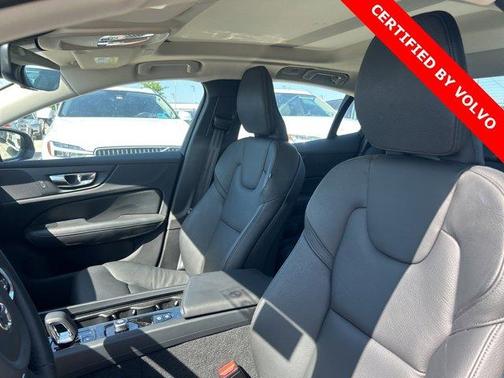 2025 Volvo S60 B5 Plus