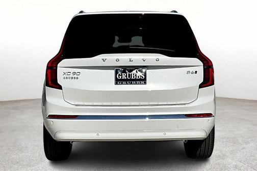 2026 Volvo XC90 B6 Ultra Dark Theme 7-Seater