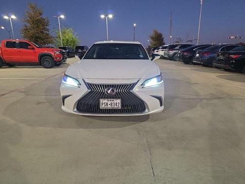 2020 Lexus ES 350 Base