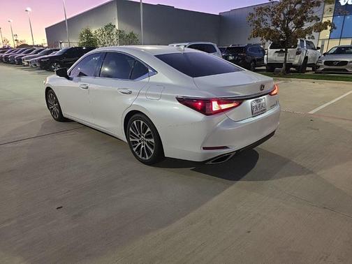 2020 Lexus ES 350 Base
