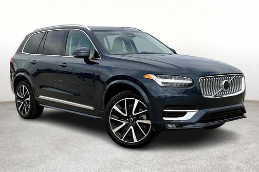 2025 Volvo XC90 B6 Plus 7-Seater