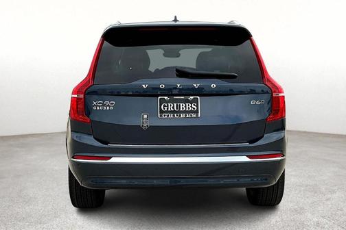2025 Volvo XC90 B6 Plus 7-Seater