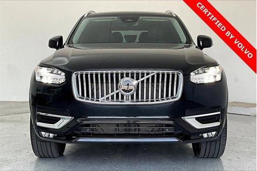 2025 Volvo XC90 B6 Plus 7-Seater