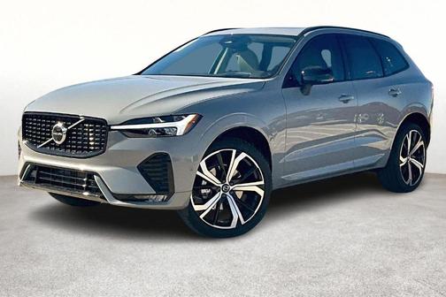 2025 Volvo XC60 B5 Ultra