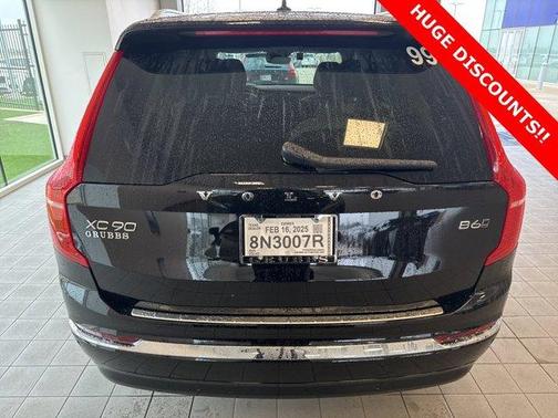 2025 Volvo XC90 B6 Plus 7 Passenger
