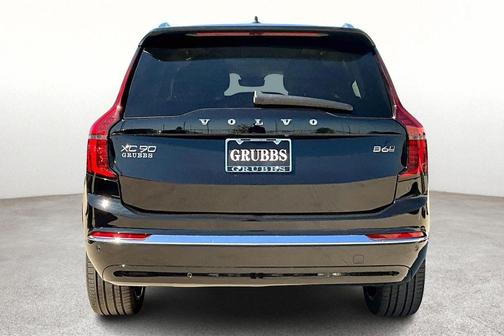 2025 Volvo XC90 B6 Plus 7-Seater