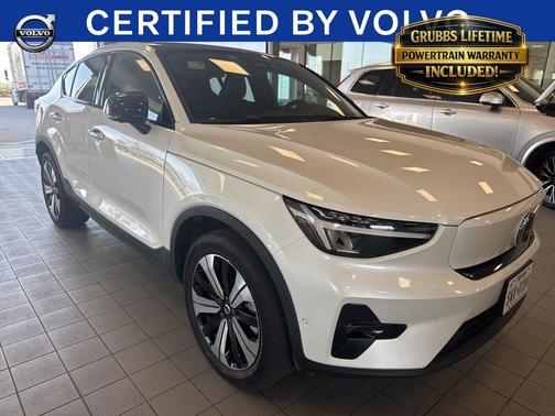 Crystal White 2023 Volvo C40 Recharge Pure Electric Twin Plus
