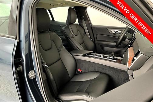 2025 Volvo S60 B5 Plus