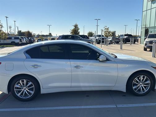 2016 INFINITI Q50 3.0T Premium