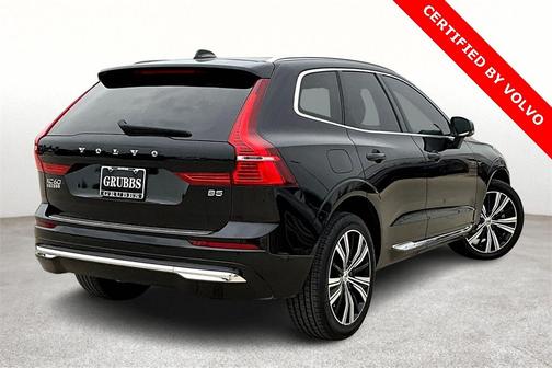 2022 Volvo XC60 B5 Inscription