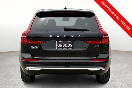 2022 Volvo XC60 B5 Inscription