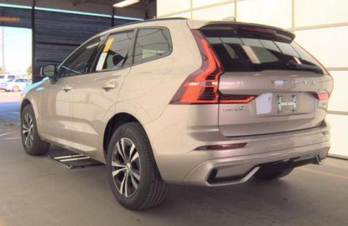 2025 Volvo XC60 B5 Core
